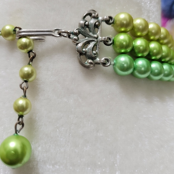 Necklace - Picture 5 of 7